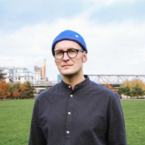 Givn Story #9 Neighborhood encounters and photography as companions with Florian Reischauer