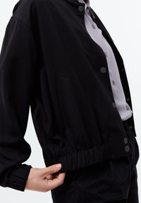 Givn Berlin Blouson GBLORELLA relaxed aus LENZING™ ECOVERO™ Jacket Black