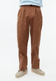 Givn Berlin Bundfaltenhose GBLEWIN relaxed aus Bio-Baumwoll Twill Trousers Pecan Brown
