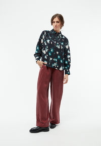 Givn Berlin Bluse GBKASIA aus Cupro (Bemberg™) mit Puffärmeln Blouse Black / Dark Teal (Flowers)
