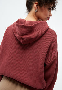 Givn Berlin Strickpullover GBMARIELLA relaxed Fit aus Bio-Baumwolle mit Kaputze Sweater Cranberry