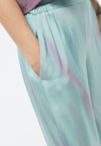 Givn Berlin Weite Hose GBMARLA aus TENCEL™ mit Peach-Effekt Trousers Graphite Green / English Violet (Blurry)