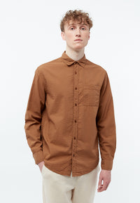 Givn Berlin Hemd GBYUVAL aus Bio-Baumwoll Seersucker Buttoned Shirt Pecan Brown (Structure)