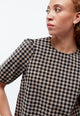 Givn Berlin Karo-Bluse GBGRETEL aus Bio-Baumwoll Seersucker Blouse Light Taupe / Black (Structure)