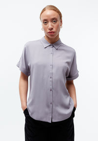 Givn Berlin Kurzarmbluse GBSARAH aus LENZING™ ECOVERO™ Blouse Lilac Grey