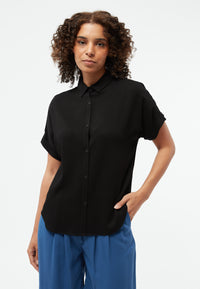 Givn Berlin Kurzarmbluse GBSARAH aus LENZING™ ECOVERO™ Blouse Black