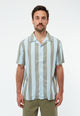 Givn Berlin Kurzarmhemd GBBARIK aus LENZING™ ECOVERO™ Buttoned Shirt Ice Water Blue / Faded Olive (Stripes)