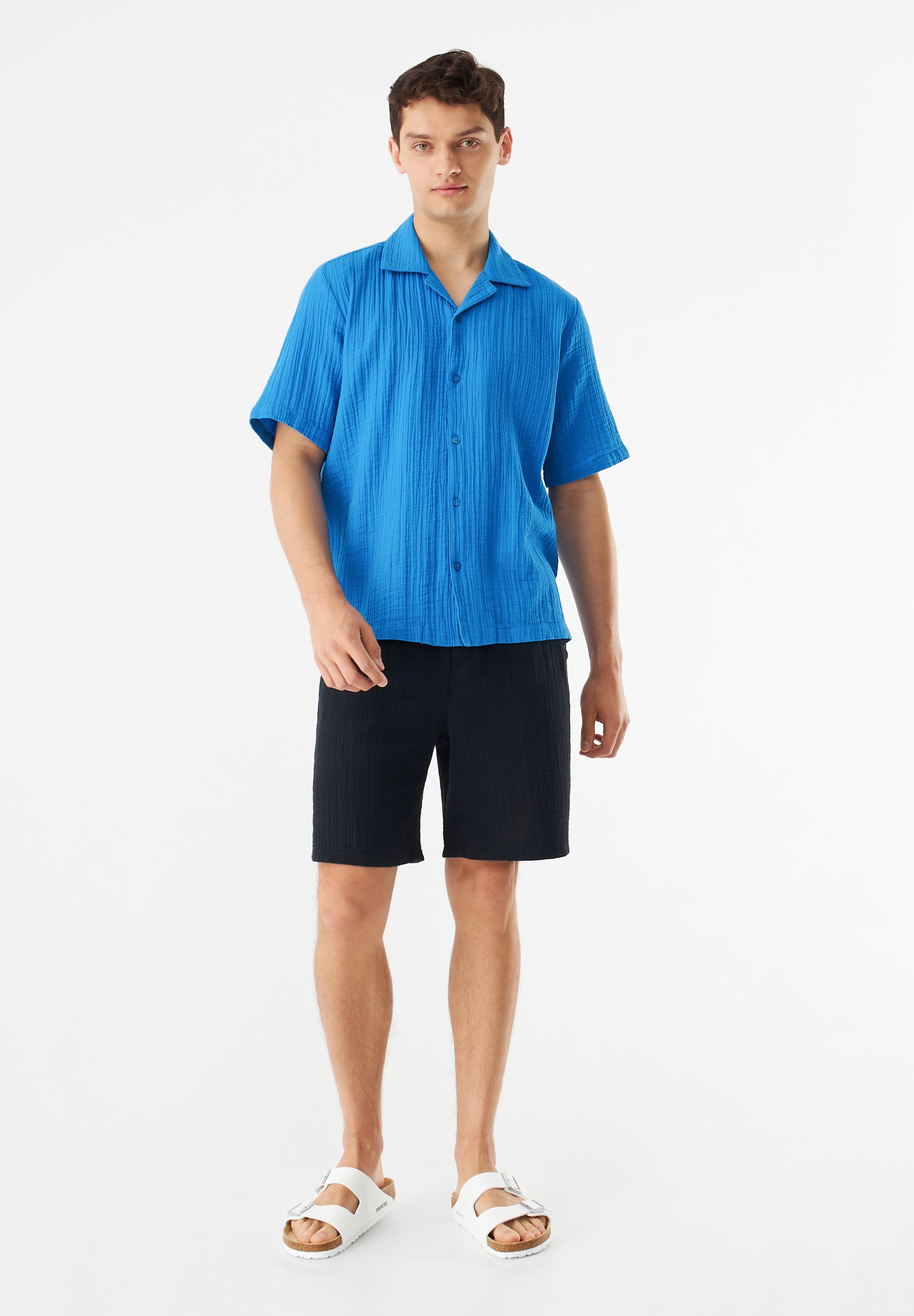Givn Berlin Bowling-Shirt GBLUCA relaxed aus Bio-Baumwoll Musselin Buttoned Shirt French Blue (Musselin)