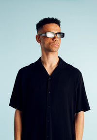 Givn Berlin Kurzarmhemd GBLUCA aus LENZING™ ECOVERO™ Buttoned Shirt Black
