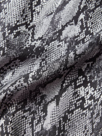 Givn Berlin Kurze Bluse GBSAVANNAH aus TENCEL™ Blouse Black / Grey (Snake)