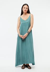 Givn Berlin Maxikleid GBROXIE aus TENCEL™ mit Peach-Effekt Dress Graphite Green (Tencel)