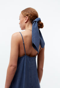 Givn Berlin Schaltuch GBBROOKLYN aus TENCEL™ mit Peach-Effekt Scarf Nightshade Blue