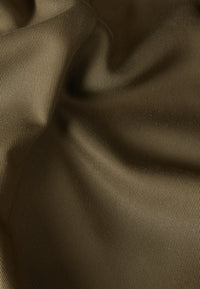 Givn Berlin Stoffhose GBMAIVE aus TENCEL™ mit einseitiger Liegefalte Trousers Khaki