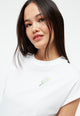Givn Berlin T-Shirt GBLAILA (FLOWER) aus Bio-Baumwolle mit Stickerei T-Shirt White