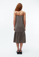 Givn Berlin Trägerkleid GBBRITNEY aus Bio-Baumwoll Seersucker Dress Light Taupe / Black (Structure)