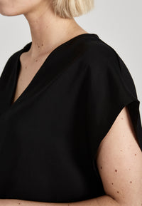 Givn Berlin Blusenshirt RUBY aus TENCEL™ Lyocell Blouse Black (Tencel)