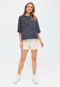 Givn Berlin T-Shirt JOLINA aus Bio-Baumwolle T-Shirt Midnight Blue (Blooms)