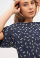 Givn Berlin T-Shirt JOLINA aus Bio-Baumwolle T-Shirt Midnight Blue (Blooms)